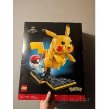Конструктор LEGO Pokemon 72152 Пикачу и Покебол