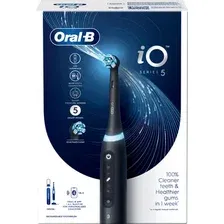Электрическая зубная щетка Oral-B iO 5 iOG5.1B6.2DK (черный)
