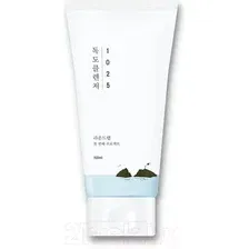 Пенка для умывания Round Lab 1025 Dokdo Cleanser легкая с морской водой (150мл)