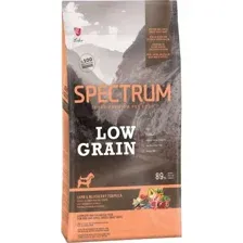 Сухой корм для собак Spectrum Low Grain для взрослых мини и мелких пород с ягненком и черникой 2.5 кг