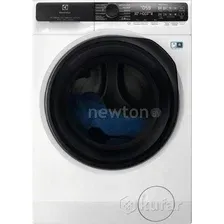 Стирально-сушильная машина Electrolux SteamCare 700 EW7W5607AP
