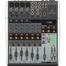 Микшерный пульт Behringer 1204USB