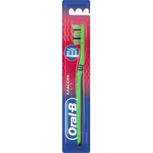 Зубная щетка Oral-B 40 Medium 123 Классик