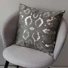 Наволочка декоративная MATEX Luxury. Змея / 13-372 (серебристый/серый)