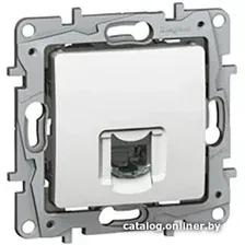Розетка Legrand Etika 672240 (белый)