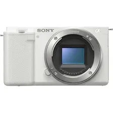 Беззеркальный фотоаппарат Sony ZV-E10 Body (белый)