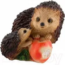 Фигурка для сада Park Ежики с яблоком 169351