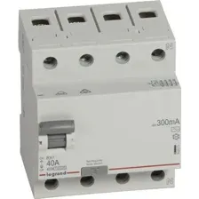 Устройство защитного отключения Legrand RХ3 4P 40A 300mA 10kA 4M АС 402071