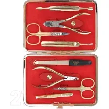 Набор для маникюра Dewal 906RED (красный)