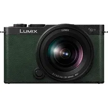 Беззеркальный фотоаппарат Panasonic Lumix S9 Kit 20-60mm (зеленый)