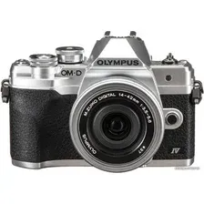 Беззеркальный фотоаппарат Olympus OM-D E-M10 Mark IV Kit 14-42mm (серебристый)