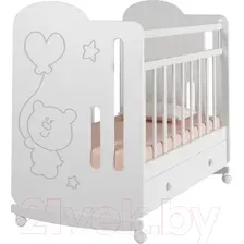 Детская кроватка VDK Sweet Bear колесо-качалка и ящик (белый)