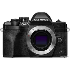 Беззеркальный фотоаппарат Olympus OM-D E-M10 Mark IV Body (черный)