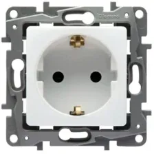 Розетка Legrand 672221