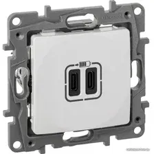 Розетка Type-C Legrand Etika 672235 (белый)