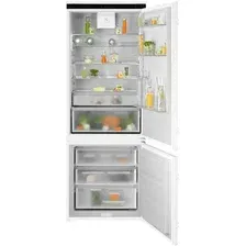 Холодильник Electrolux KNA7TE75S