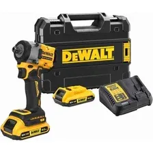 Гайковерт DeWalt DCF922D2T (с 2-мя АКБ, кейс)