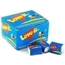 Жевательная резинка Love is..., 4.2 г, со вкусом клубники и банана