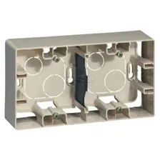 Коробка Legrand Etika 672540