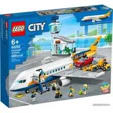 Конструктор LEGO City 60262 Пассажирский самолёт
