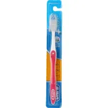 Зубная щетка Oral-B чистота, свежесть, сила