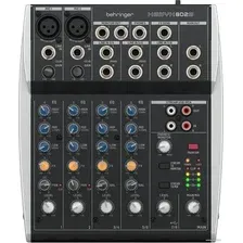 Микшерный пульт Behringer Xenyx 802S