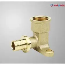 Фитинг Varmega Угол настенный с внутренней резьбой Slide-fit 16x1/2&quot, аксиальный VM51611
