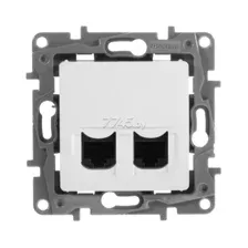 Розетка Legrand Etika 672255