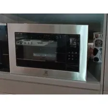 Микроволновая печь Electrolux EMS4253TEX