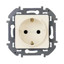Розетка Legrand Inspiria 673721