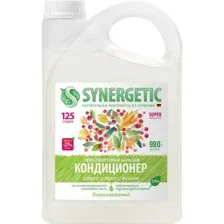 Кондиционер Synergetic для белья, иланг-иланг и вишня, 3.75л