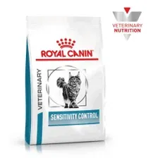 Корм Royan Canin Sensitivity Control диетический для взрослых кошек, применяемый при пищевой аллергии или пищевой непереносимости, 400 г