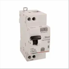 Дифференциальный автомат Legrand RX3 1P+N C 32А 30мА 6кА 2М AC 419402