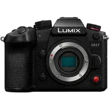 Беззеркальный фотоаппарат Panasonic Lumix GH7 Body