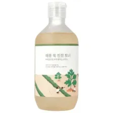 Успокаивающий тоник с полынью Роунд лаб Round Lab Mugwort Calming Toner 300мл