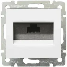Розетка Legrand Valena 694286 (белый)