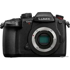Беззеркальный фотоаппарат Panasonic Lumix GH5 II Body
