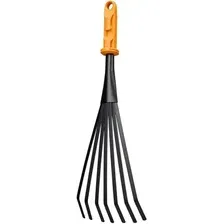 Грабли веерные Fiskars 1080682